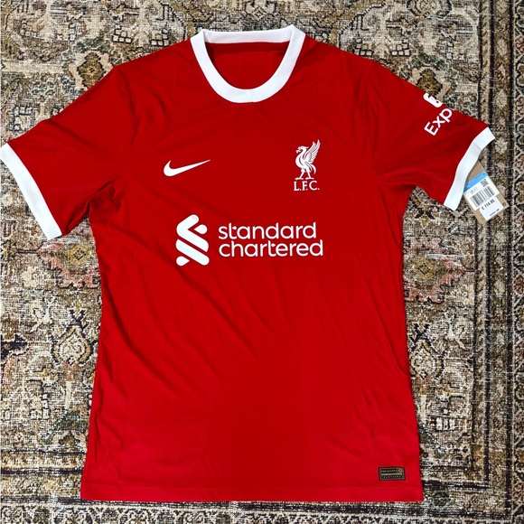 Brand New Liverpool FC Darwin Jersey - Picture 1 of 3